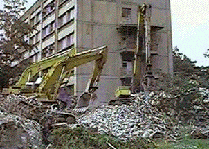 demolishing machines/